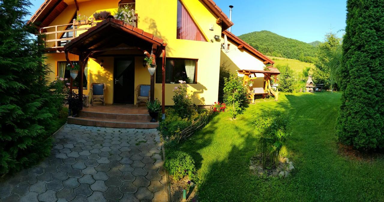 Home Away From Home Gura Rîului Dış mekan fotoğraf